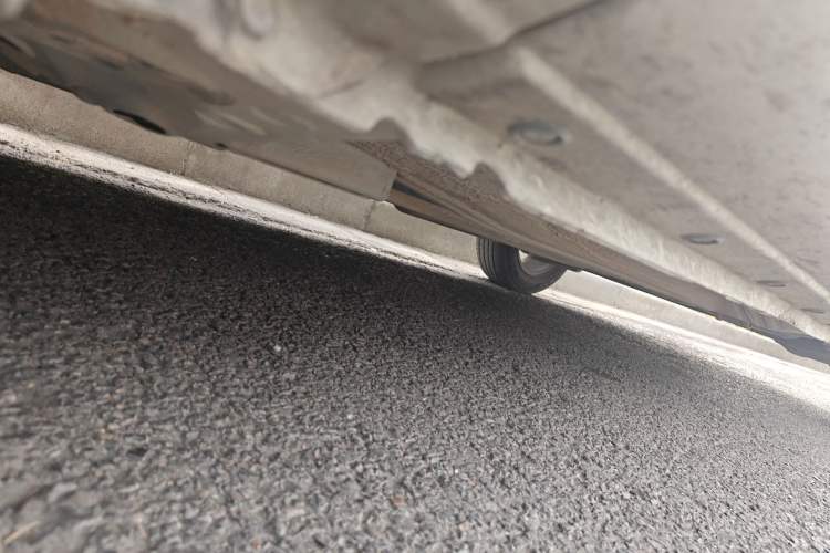 Used Nissan Sunny 2011 1.5XE Manual Comfort Edition Chassis Front Left