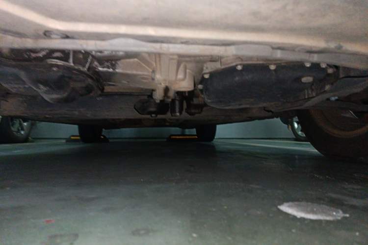 Used Nissan Sunny 2011 1.5XV CVT Deluxe Edition Chassis Front