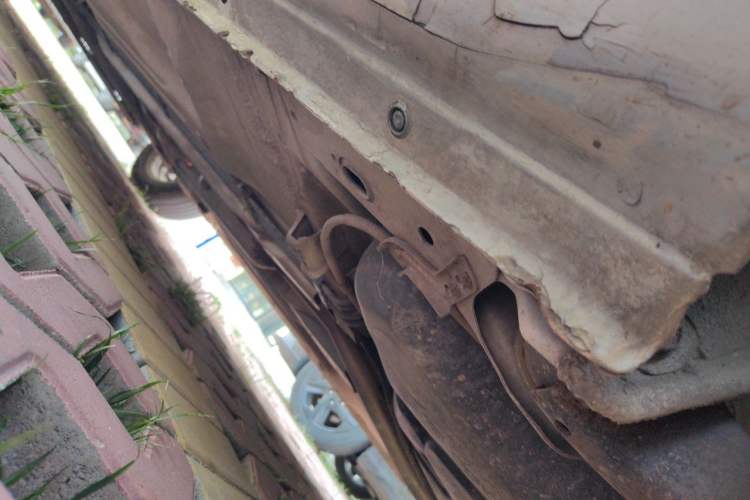 Used Nissan Sunny 2011 1.5XE Manual Comfort Edition Chassis Rear Left