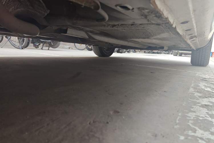 Used Nissan Sunny 2011 1.5XL Manual Deluxe Edition Chassis Rear Right