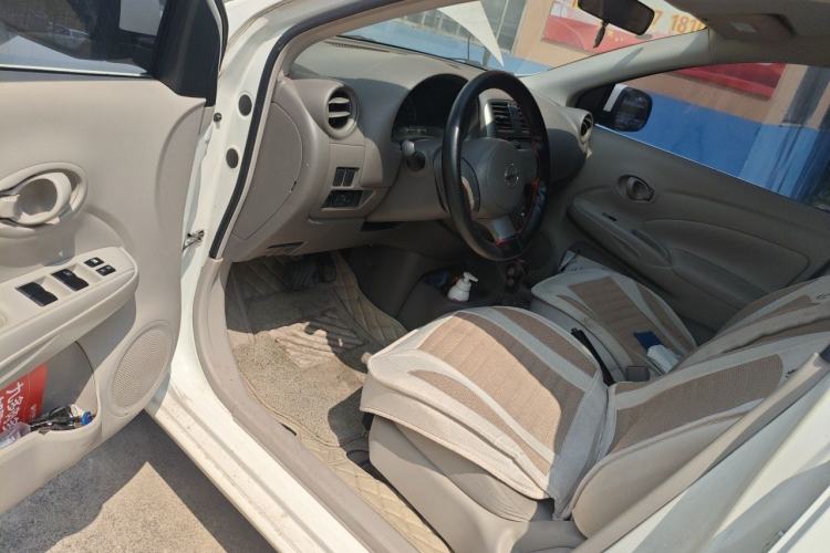 Used Nissan Sunny 2011 1.5XE CVT Comfort Edition Driver Seat
