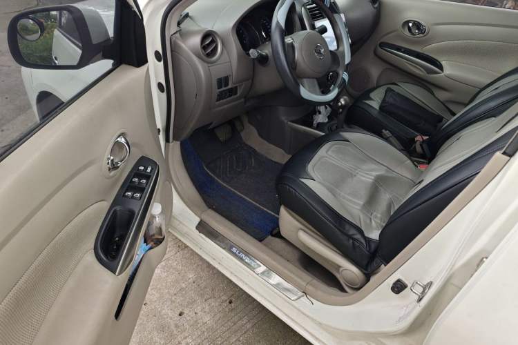 Used Nissan Sunny 2011 1.5XL CVT Luxury Edition Driver Seat