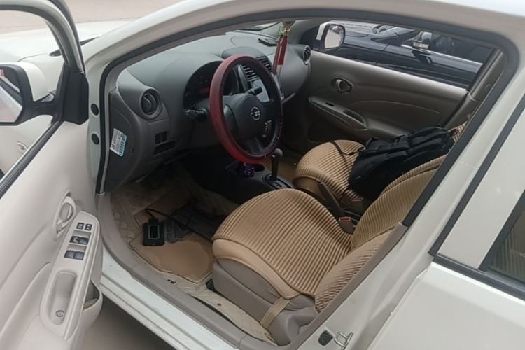 Used Nissan Sunny 2011 1.5XE CVT Comfort Edition Driver Seat