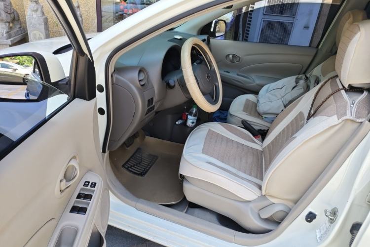 Used Nissan Sunny 2011 1.5XE CVT Comfort Edition Driver Seat