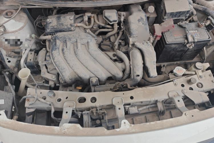 Used Nissan Sunny 2011 1.5XE Manual Comfort Edition Engine Bay