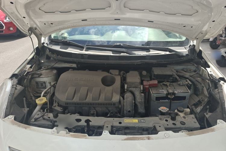 Used Nissan Sunny 2011 1.5XL Manual Deluxe Edition Engine Bay