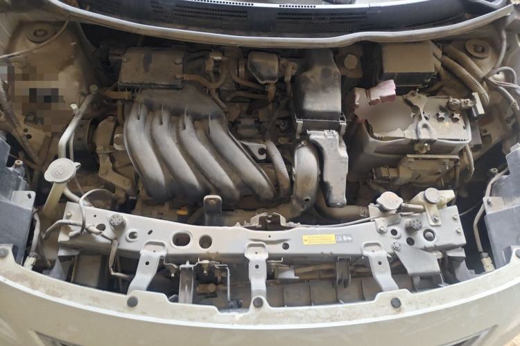 Used Nissan Sunny 2011 1.5XE CVT Comfort Edition Engine Bay