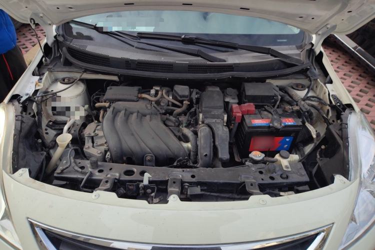 Used Nissan Sunny 2011 1.5XE Manual Comfort Edition Engine Bay