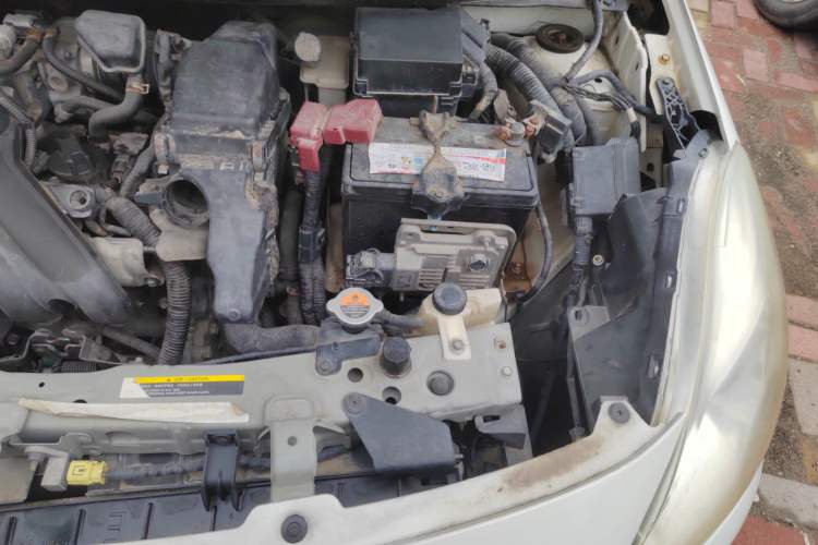 Used Nissan Sunny 2011 1.5XL CVT Luxury Edition Engine Bay Left