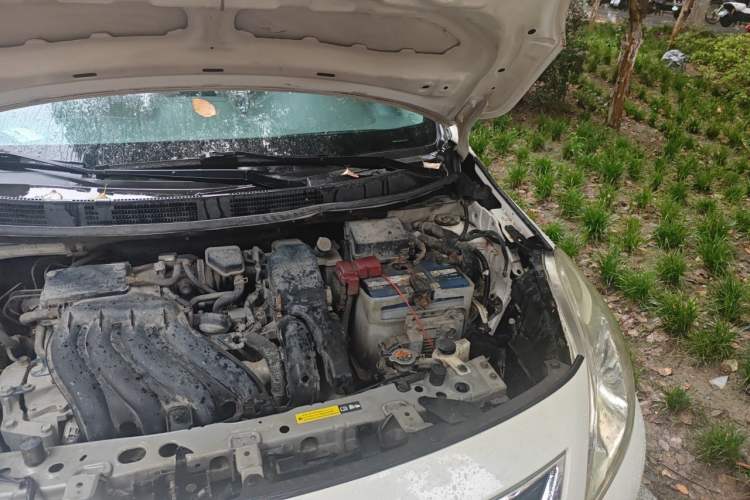 Used Nissan Sunny 2011 1.5XE CVT Comfort Edition Engine Bay Left