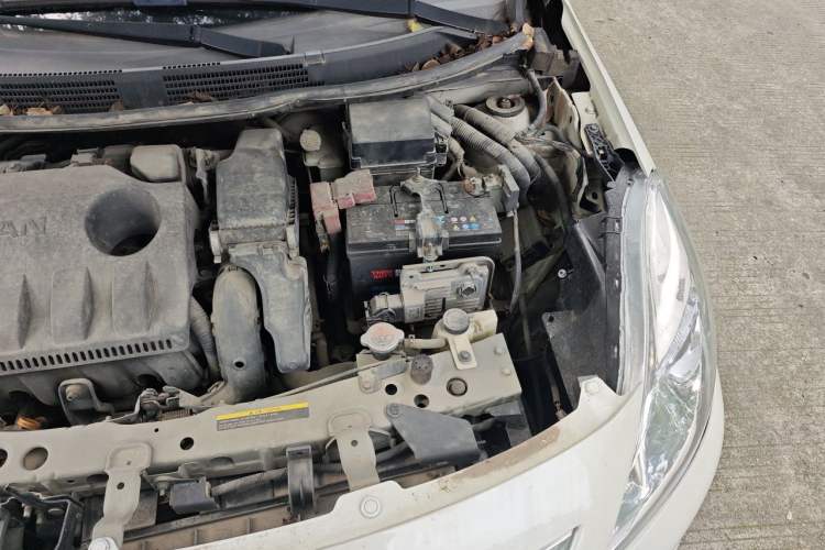 Used Nissan Sunny 2011 1.5XL CVT Luxury Edition Engine Bay Left