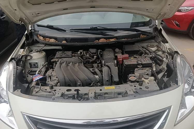 Used Nissan Sunny 2011 1.5XE CVT Comfort Edition Engine Bay