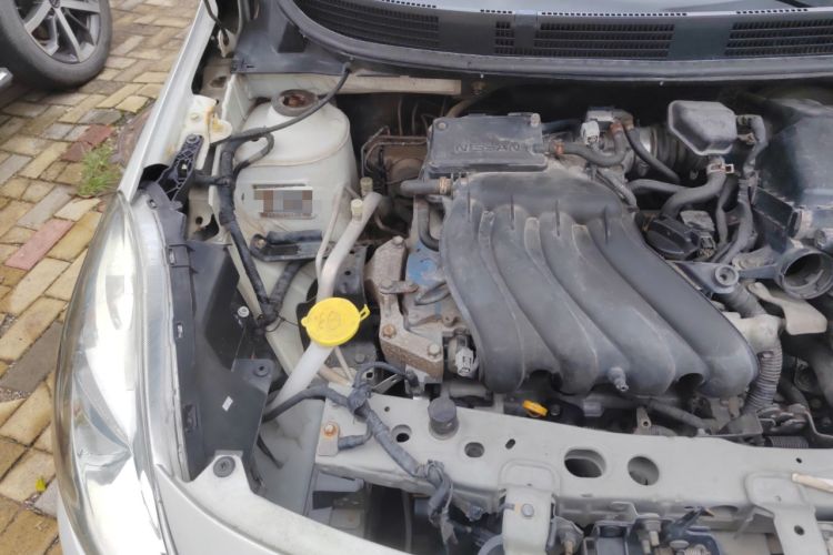Used Nissan Sunny 2011 1.5XL CVT Luxury Edition Engine Bay Right
