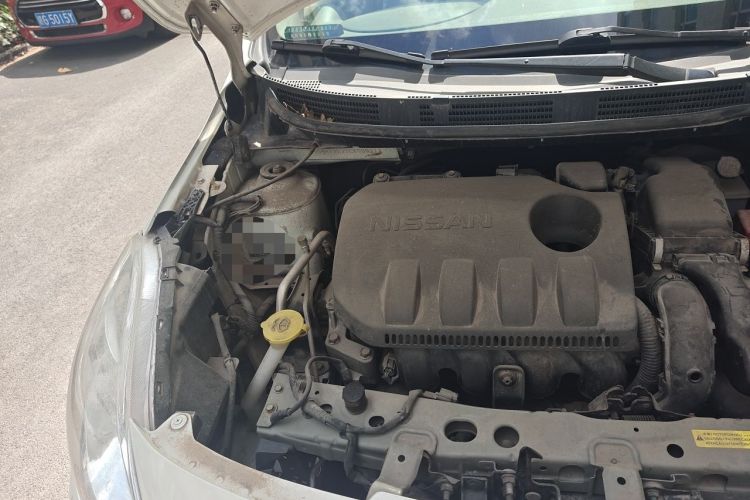 Used Nissan Sunny 2011 1.5XL Manual Deluxe Edition Engine Bay Right