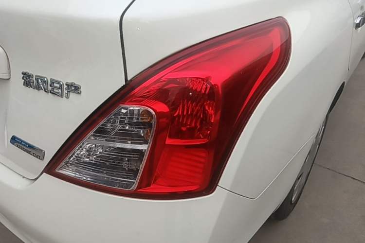 Used Nissan Sunny 2011 1.5XE CVT Comfort Edition Exterior 3