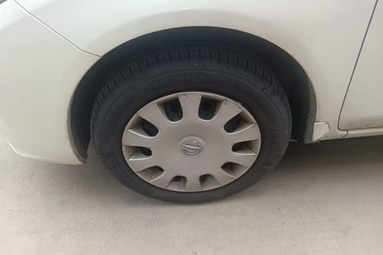 Used Nissan Sunny 2011 1.5XE CVT Comfort Edition Exterior 4