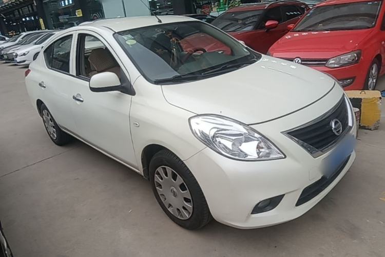 Used Nissan Sunny 2011 1.5XE CVT Comfort Edition Front Right 45 Deg