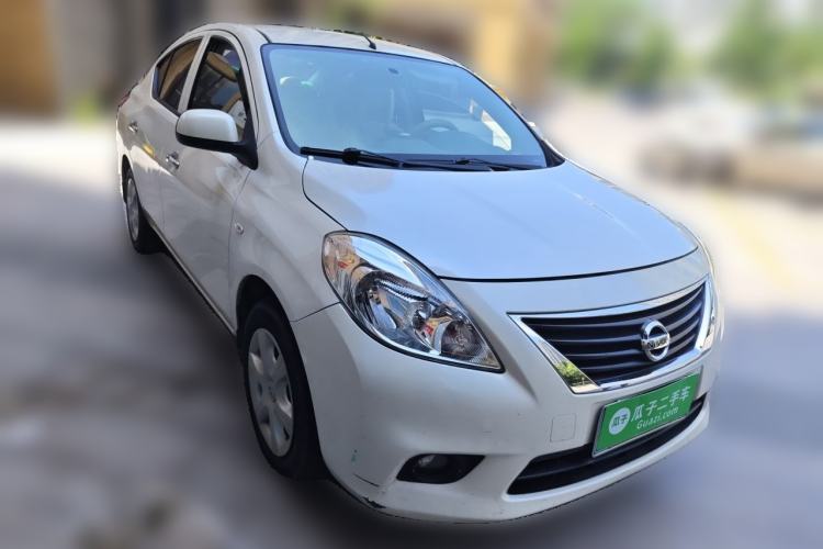 Used Nissan Sunny 2011 1.5XE CVT Comfort Edition Front Right 45 Deg