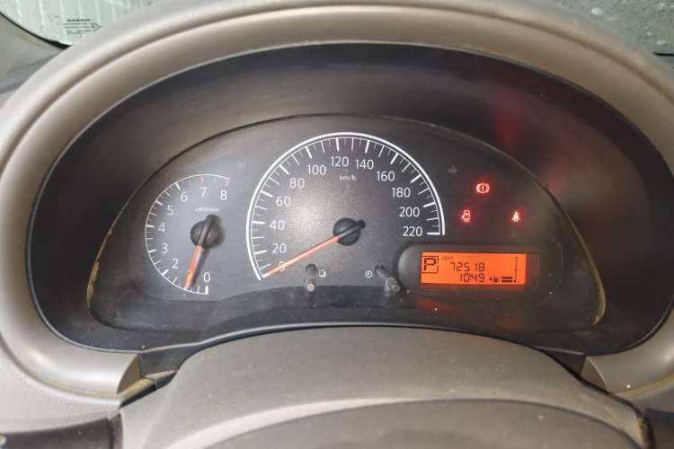 Used Nissan Sunny 2011 1.5XE CVT Comfort Edition Instrument Cluster