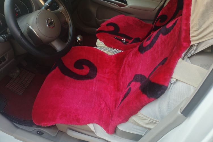 Used Nissan Sunny 2011 1.5XV CVT Deluxe Edition Left Front Seat