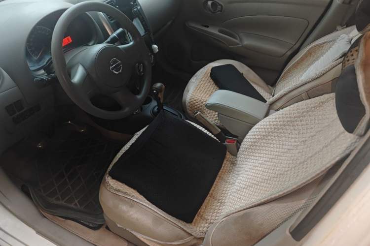 Used Nissan Sunny 2011 1.5XE CVT Comfort Edition Left Front Seat
