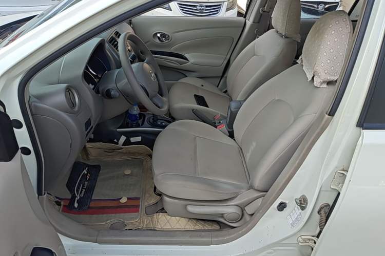 Used Nissan Sunny 2011 1.5XL CVT Luxury Edition Left Front Seat