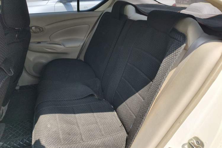 Used Nissan Sunny 2011 1.5XE Manual Comfort Edition Left Rear Seat