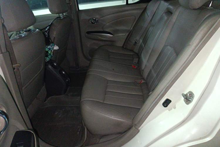 Used Nissan Sunny 2011 1.5XV CVT Deluxe Edition Left Rear Seat