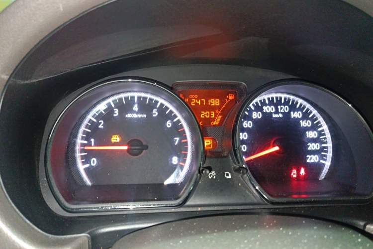 Used Nissan Sunny 2011 1.5XV CVT Deluxe Edition Odometer Close Up