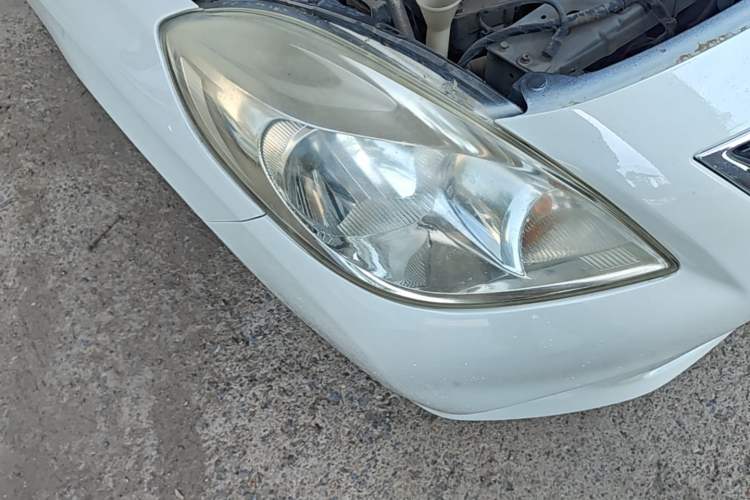 Used Nissan Sunny 2011 1.5XL CVT Luxury Edition Right Front Headlight
