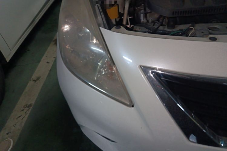 Used Nissan Sunny 2011 1.5XV CVT Deluxe Edition Right Front Headlight
