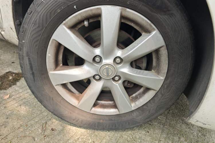 Used Nissan Sunny 2011 1.5XL CVT Luxury Edition Right Front Wheel Hub