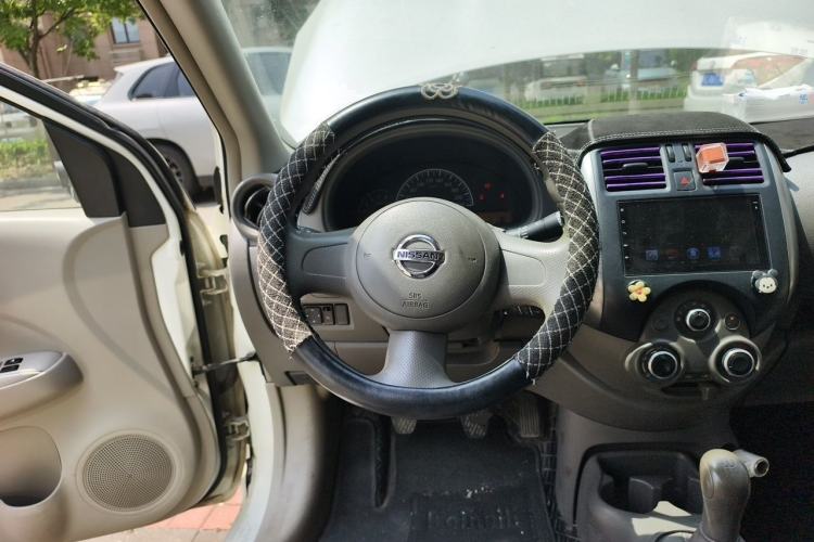 Used Nissan Sunny 2011 1.5XE Manual Comfort Edition Steering Wheel