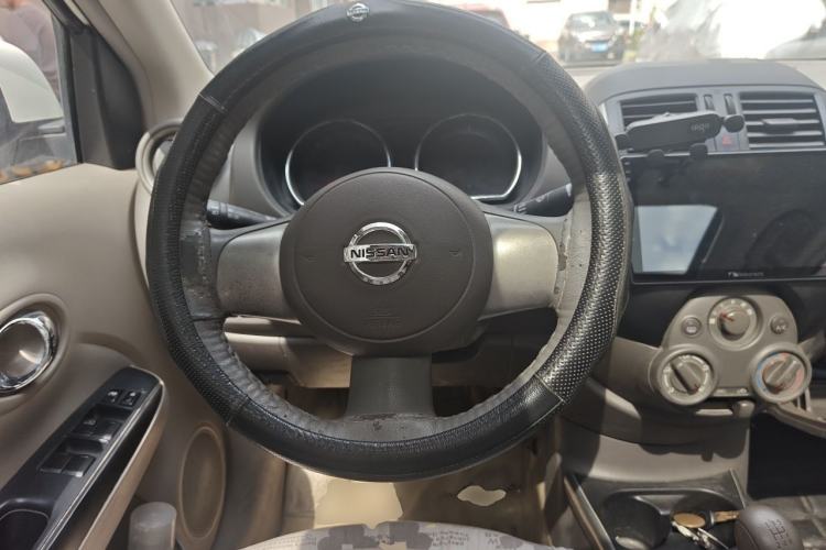 Used Nissan Sunny 2011 1.5XL Manual Deluxe Edition Steering Wheel