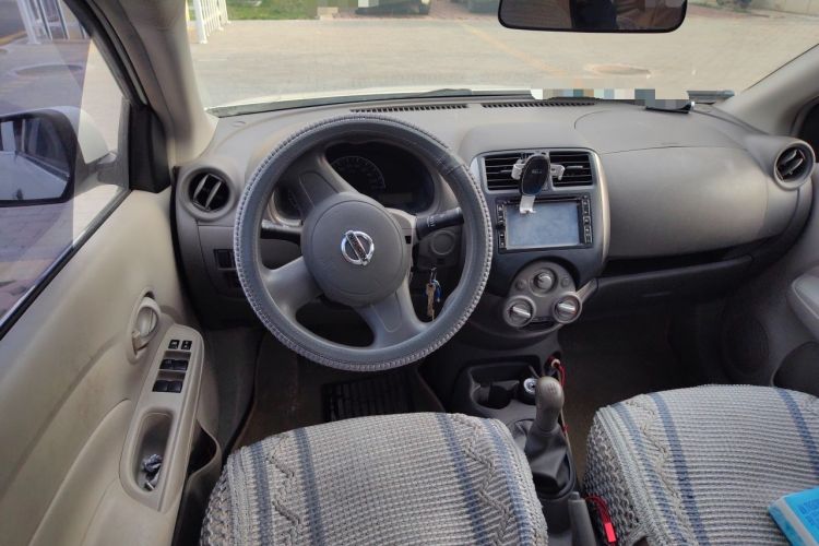 Used Nissan Sunny 2011 1.5XE Manual Comfort Edition Steering Wheel