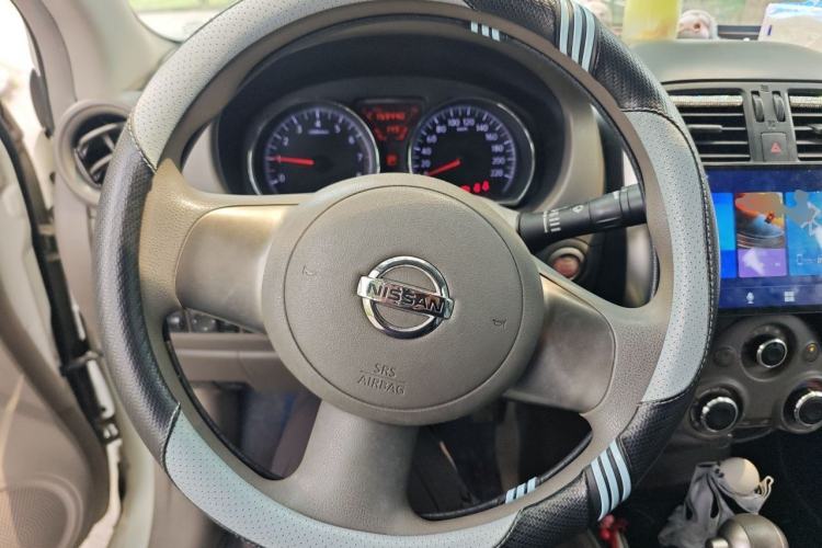 Used Nissan Sunny 2011 1.5XL CVT Luxury Edition Steering Wheel