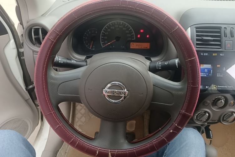Used Nissan Sunny 2011 1.5XE CVT Comfort Edition Steering Wheel