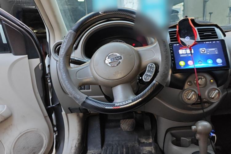 Used Nissan Sunny 2011 1.5XE CVT Comfort Edition Steering Wheel