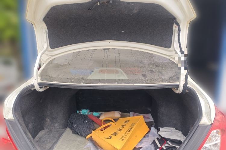 Used Nissan Sunny 2011 1.5XE CVT Comfort Edition Trunk