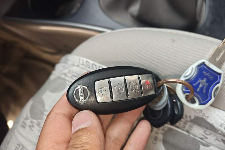 Used Nissan Sunny 2011 1.5XL Manual Deluxe Edition Vehicle Key