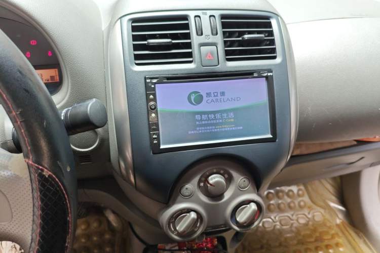 Used Nissan Sunny 2011 1.5XE CVT Comfort Edition Audio And AC Panel
