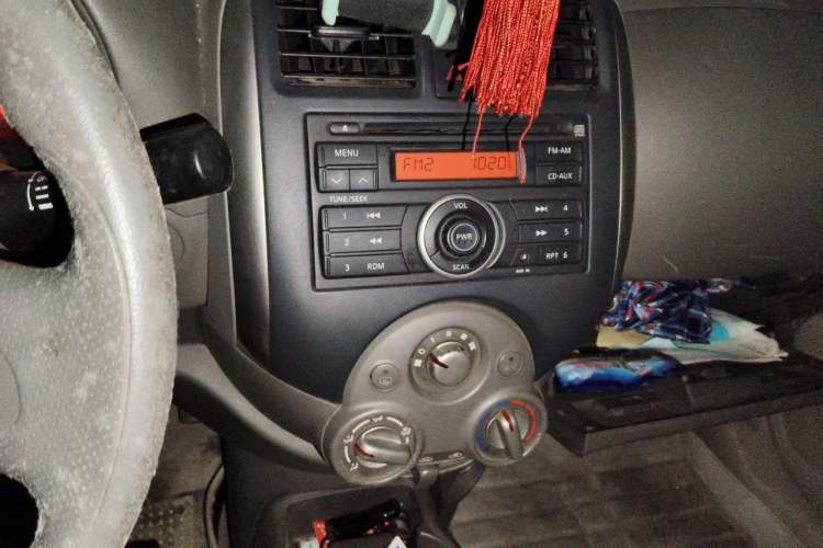 Used Nissan Sunny 2011 1.5XE Manual Comfort Edition Audio And AC Panel