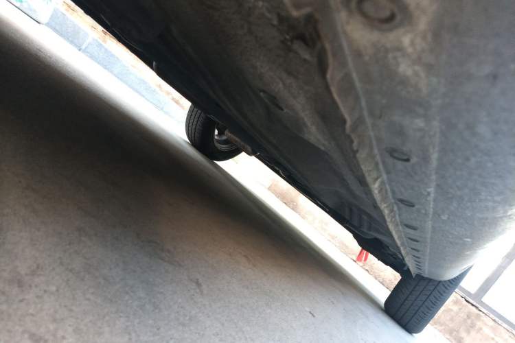 Used Nissan Sunny 2011 1.5XE CVT Comfort Edition Chassis Front Left