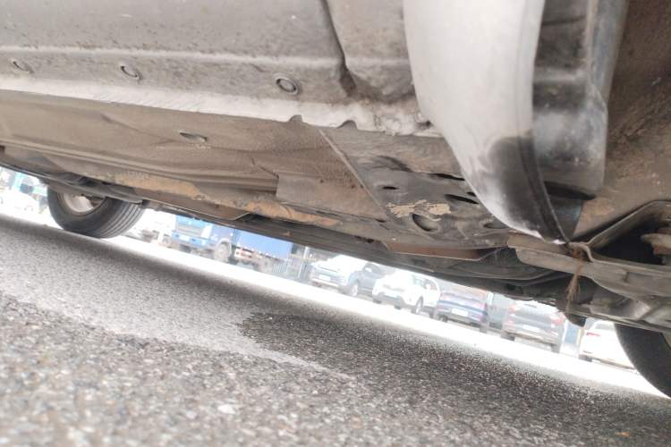 Used Nissan Sunny 2011 1.5XE Manual Comfort Edition Chassis Front Right