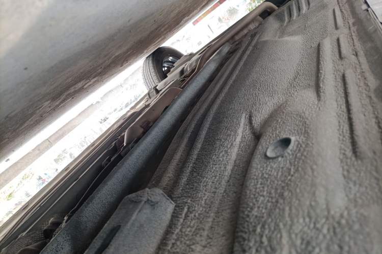 Used Nissan Sunny 2011 1.5XE Manual Comfort Edition Chassis Front Right