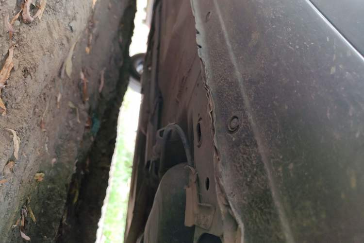 Used Nissan Sunny 2011 1.5XL Manual Deluxe Edition Chassis Rear Left