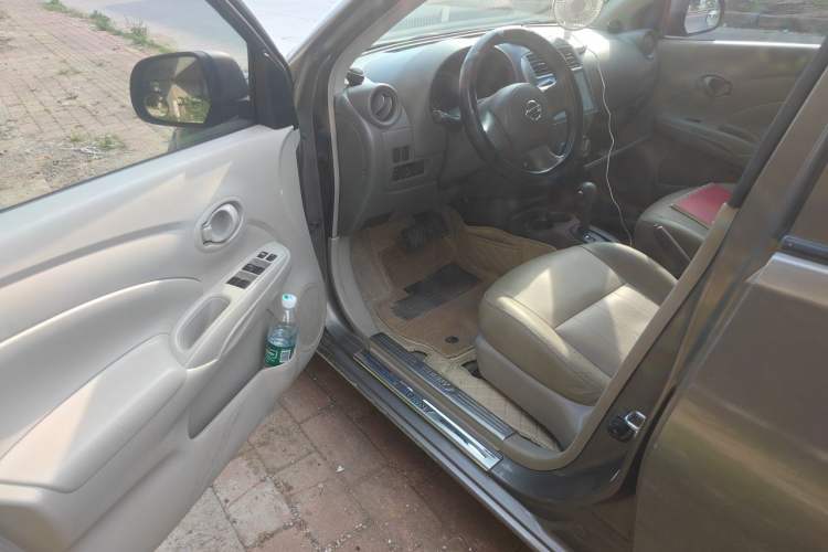 Used Nissan Sunny 2011 1.5XE CVT Comfort Edition Driver Seat
