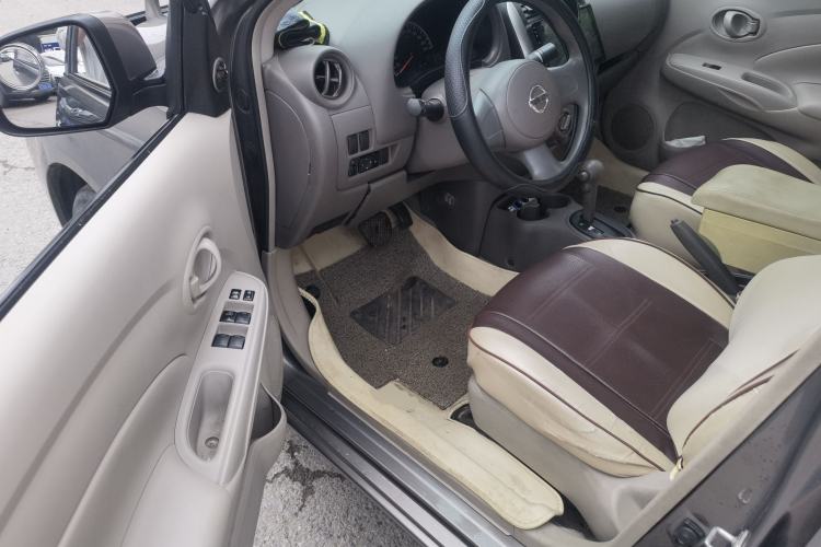 Used Nissan Sunny 2011 1.5XE CVT Comfort Edition Driver Seat