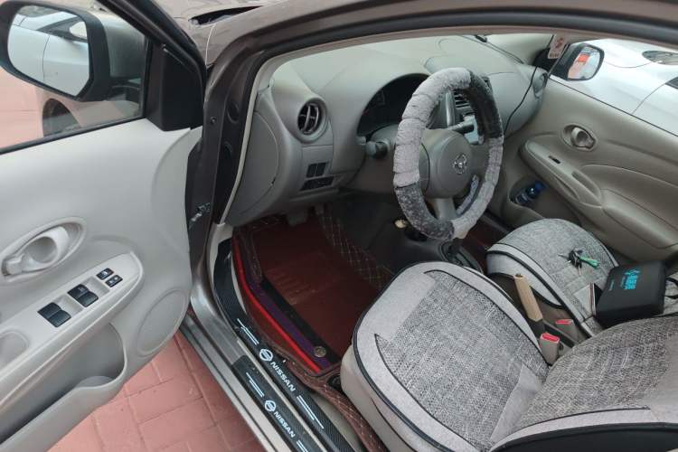 Used Nissan Sunny 2011 1.5XE CVT Comfort Edition Driver Seat