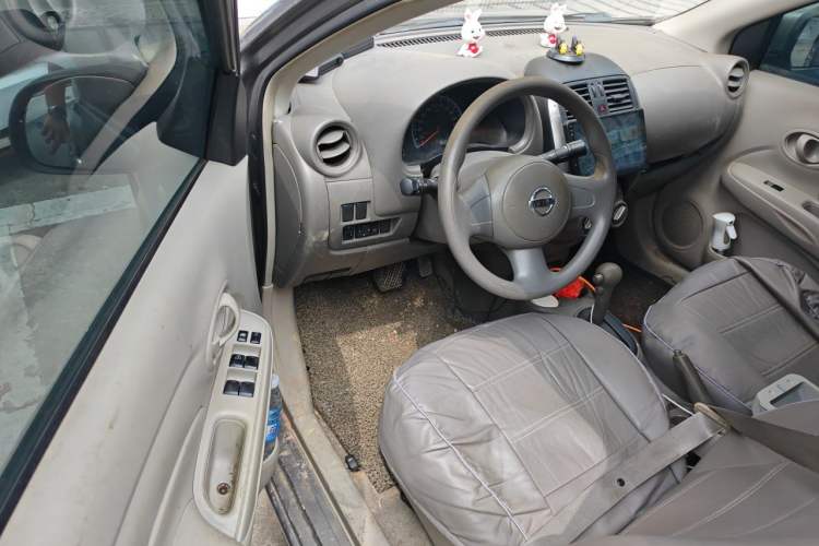Used Nissan Sunny 2011 1.5XE CVT Comfort Edition Driver Seat